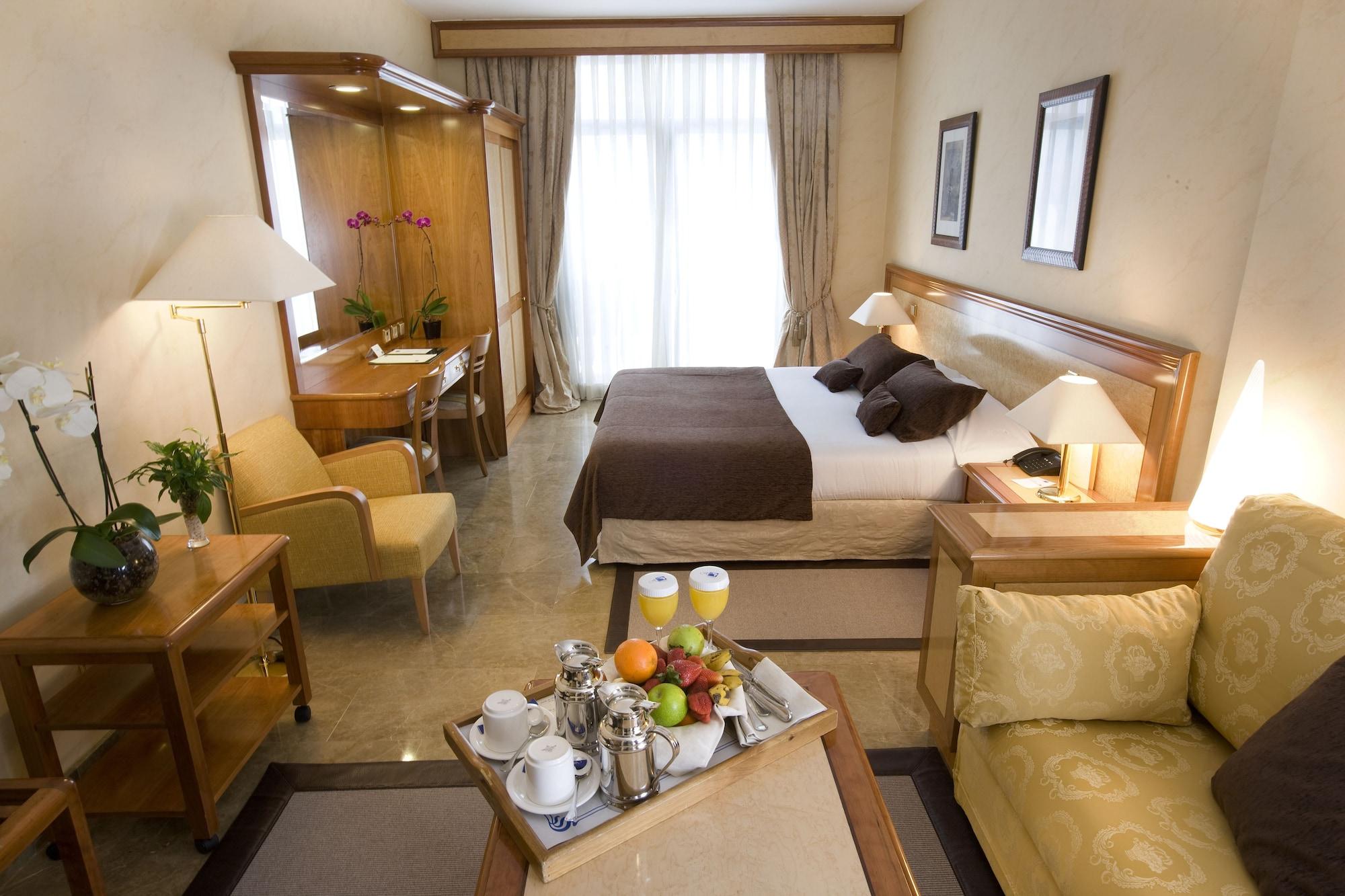 Vp Madrono Hotel Madrid Eksteriør billede