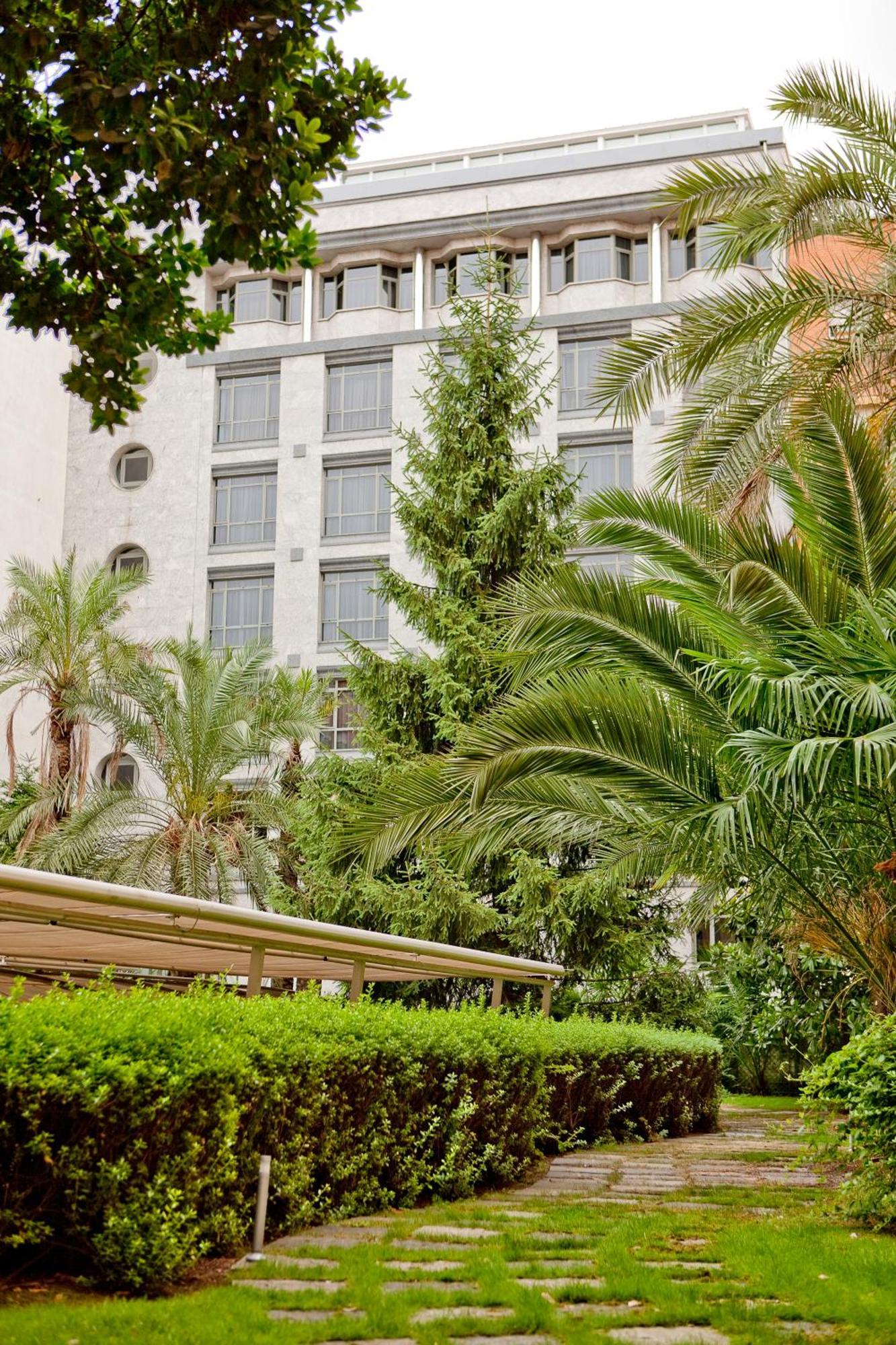 Vp Madrono Hotel Madrid Eksteriør billede